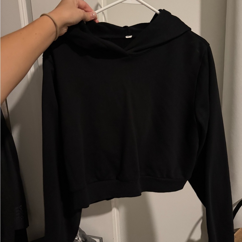 ALO Yoga Black Cropped Hoodie